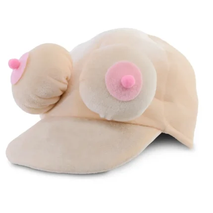 Casquette seins